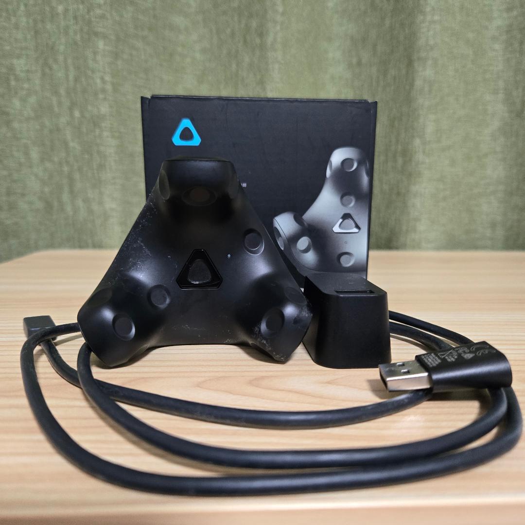 VIVEトラッカー 3.0 3点セット 【一部動作不良品あり】