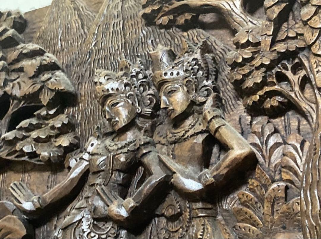 大量まとめ売り　インドネシア精密彫刻　木彫り他多数