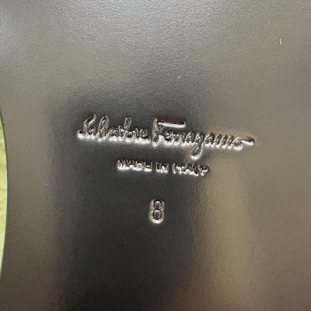 ク*ケ様 サルヴァトーレ　フェラガモ　本革　ローファー　ロゴ　24cm 8 ミン