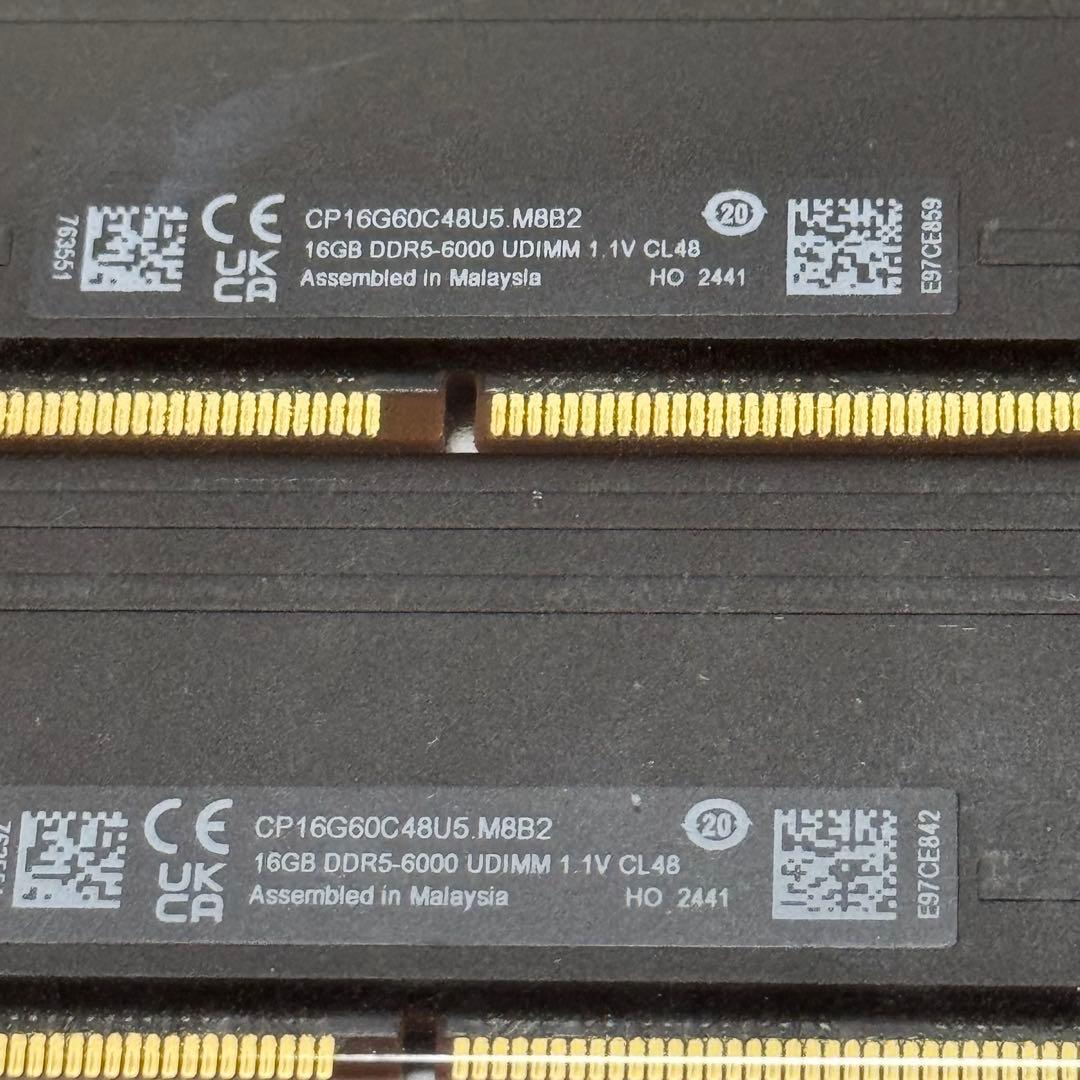 crucial 16GBx2 DDR5-6000メモリー