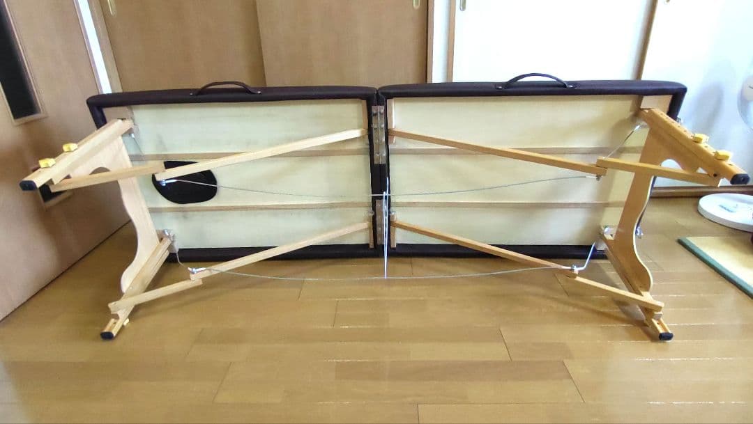 スマートコレクション　マッサージ　エステ　折りたたみ　ベッド