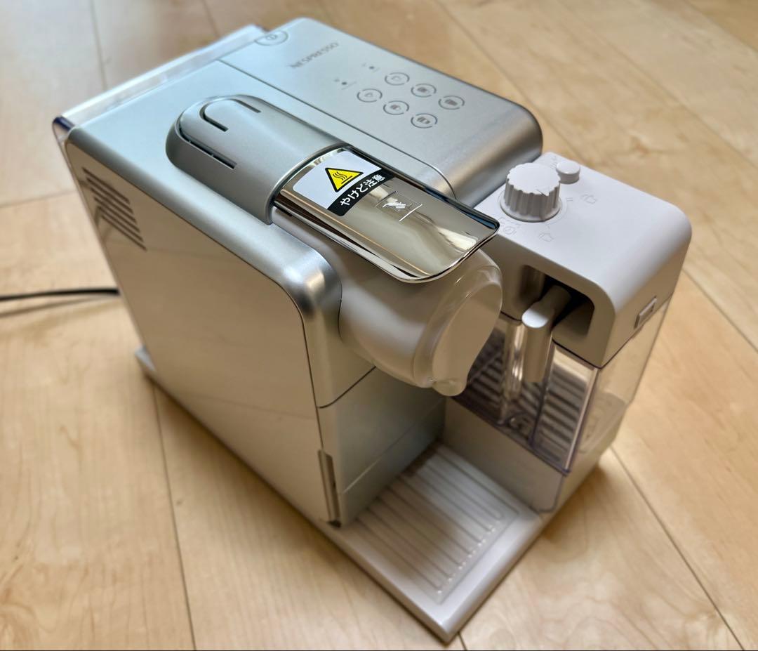 Nespresso ラティシマ・タッチ プラス シルバー F521SI