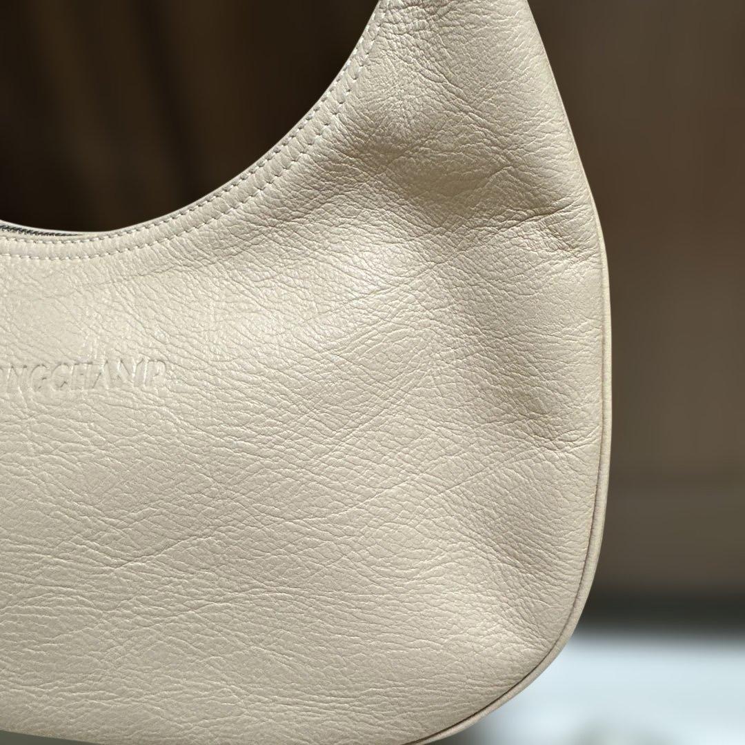 ロンシャン　ショルダーバッグ　レザー　ワンショルダー　ハーフムーン