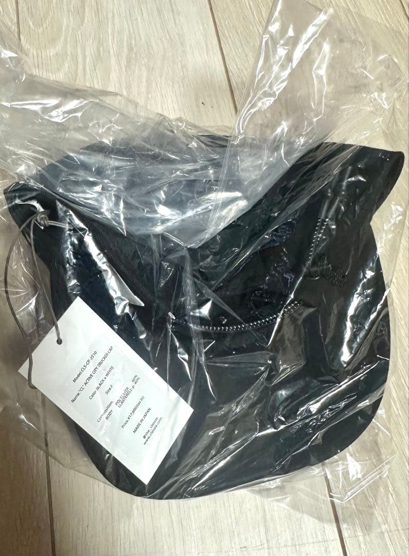 Clesste ブラック active city trucker cap