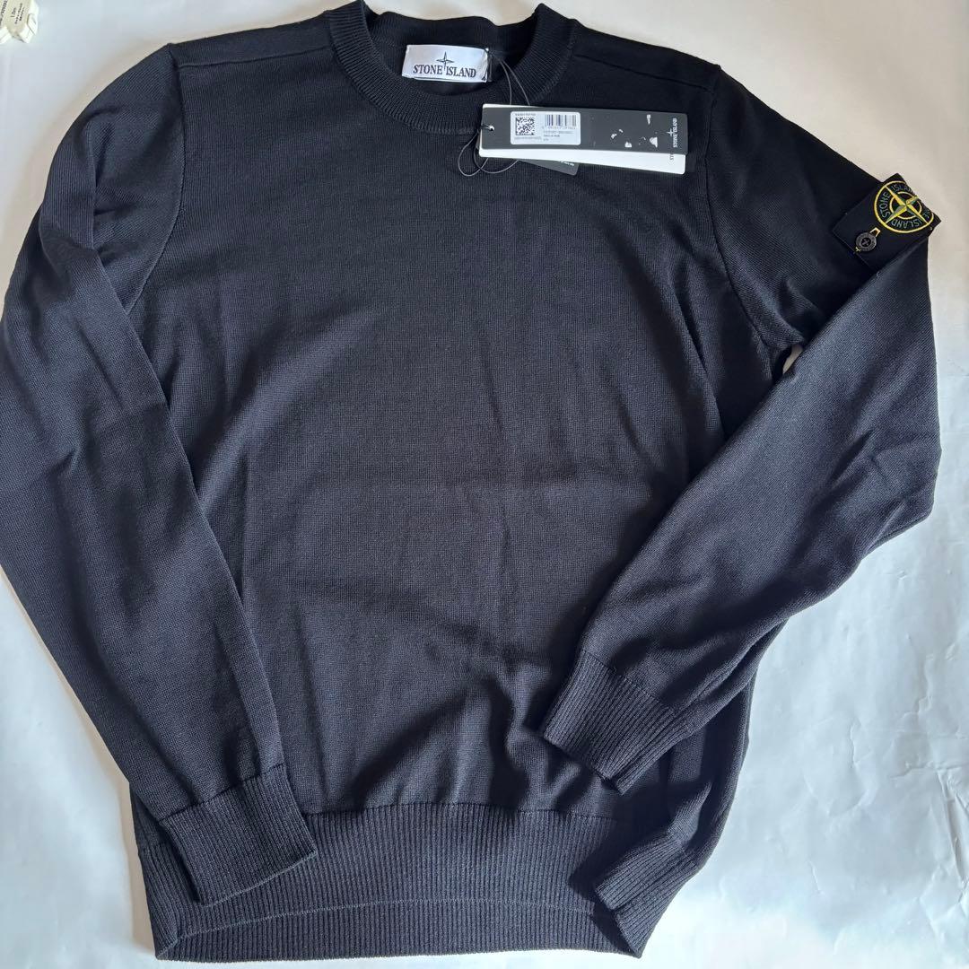 STONE  ストーンアイランド ロゴバッジ クルーネックニット