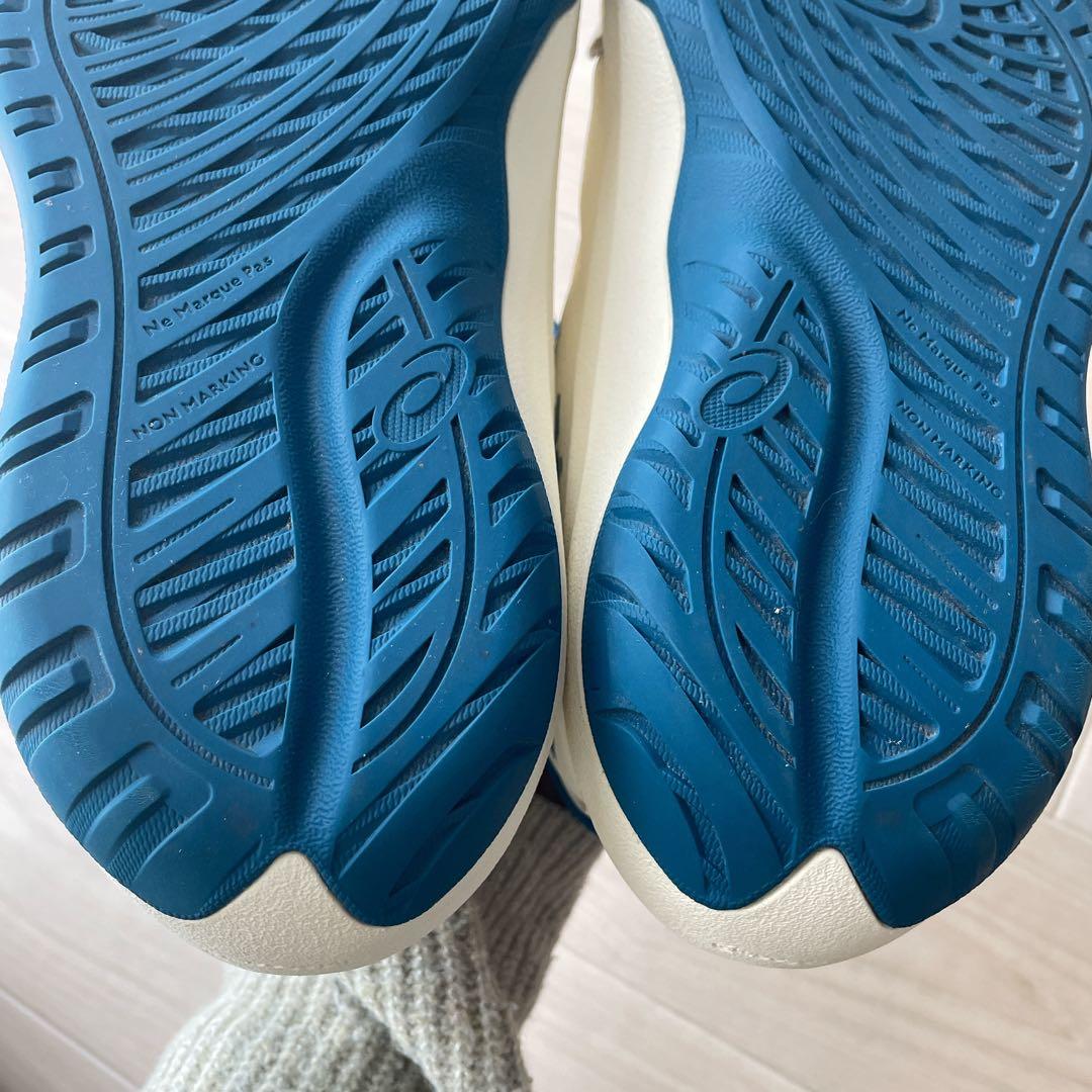 【美品】asics バッシュ　25㎝　アンプレアルス 3