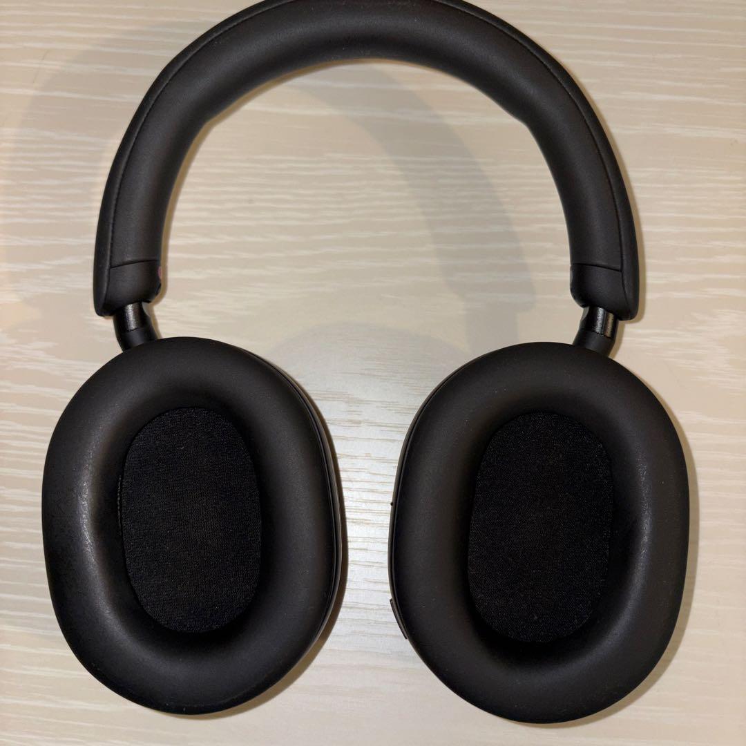 SONY WH-1000XM5 ブラック　あやは