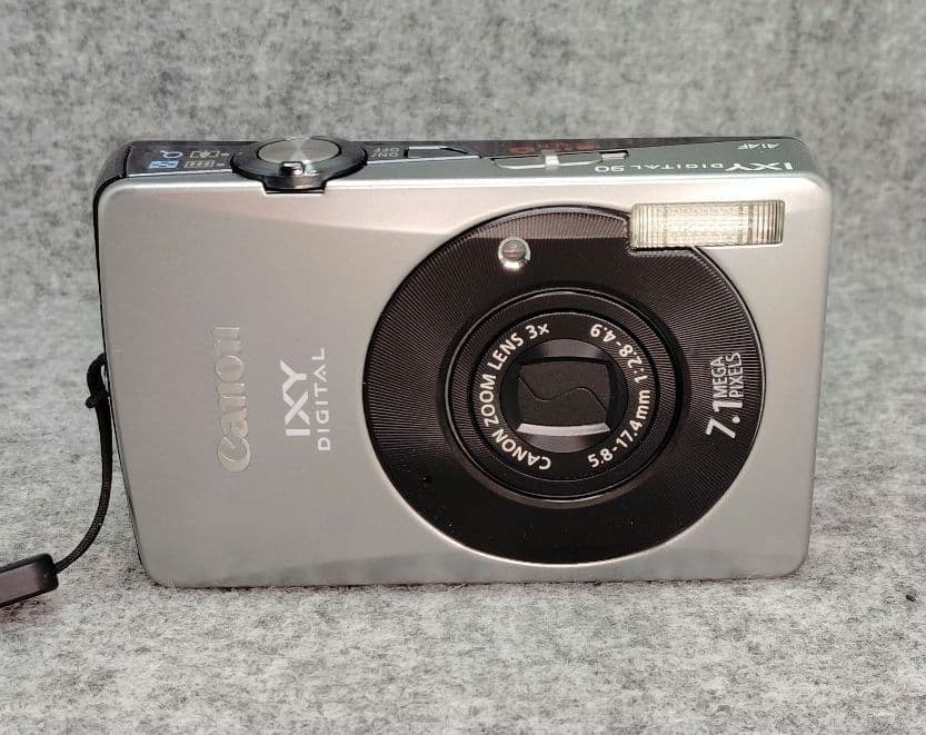 Canon IXY Digital ９０　　ＣＣＤモデル