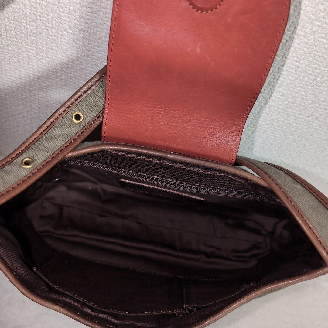 eq20 HUNTING WORLD ショルダーバッグ オリーブグリーン