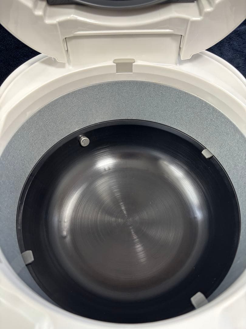 極め炊き　象印　IH炊飯器 5合炊き NW-VE10 (2023年製)