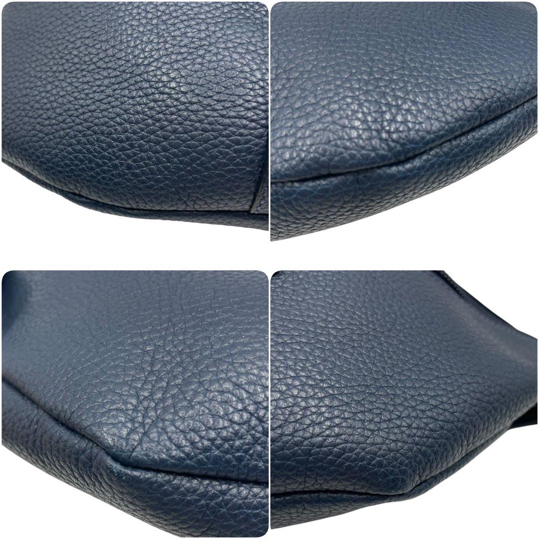 美品　コーチ　ウエストポーチ　ボディバッグ　レザー　シボ革　ネイビー