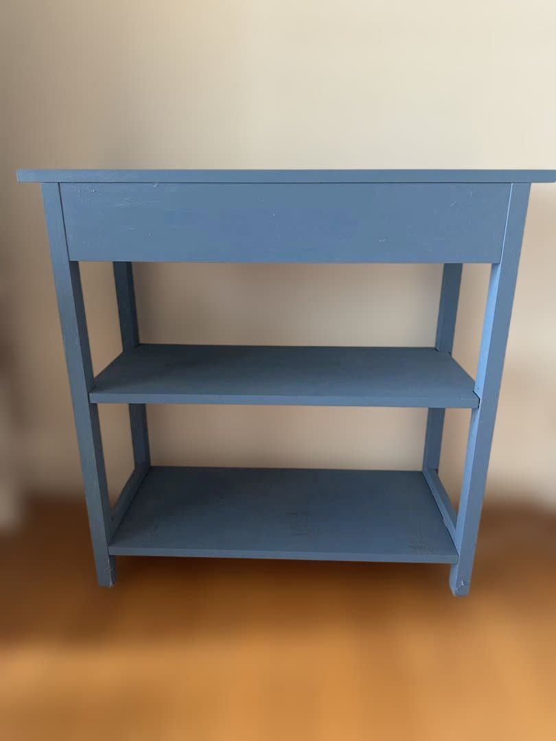青色の3段シェルフ 引き出し付き