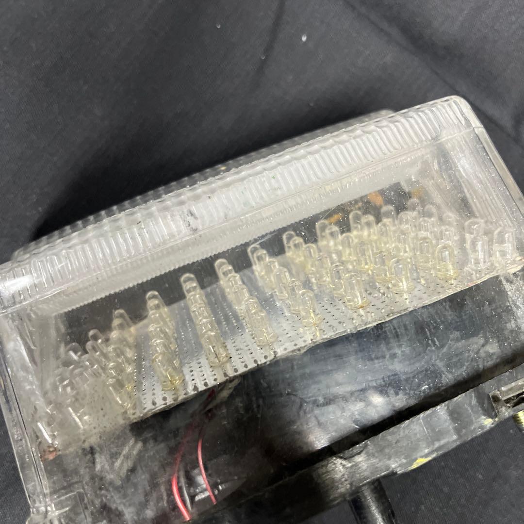 XJR400 4HM クリアテール LED 一部欠け有り