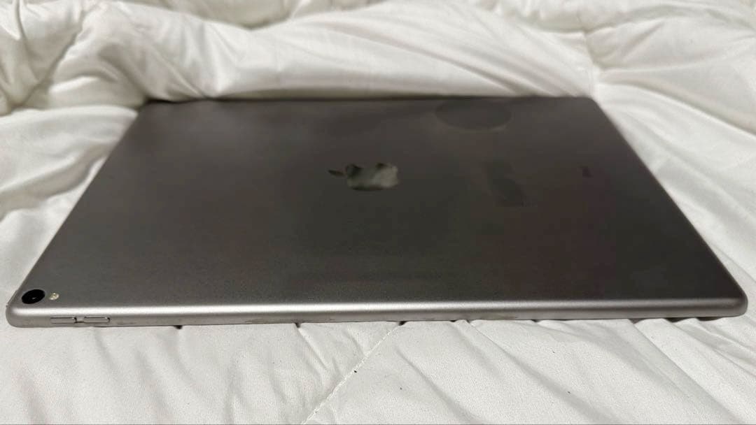 み*や様 ipad pro 12.9 第2世代 64gb Wi-Fiモデル シル