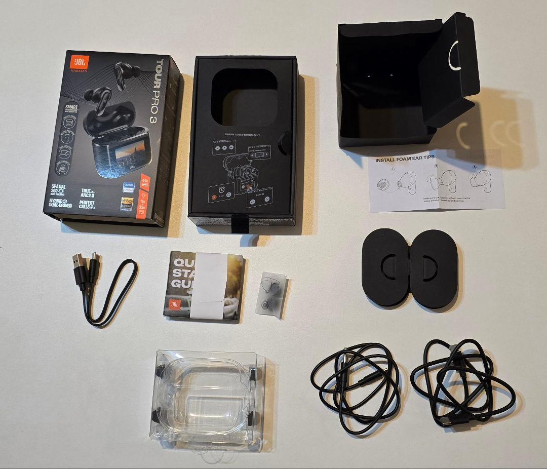 JBL Tour Pro 3 ワイヤレスイヤフォン