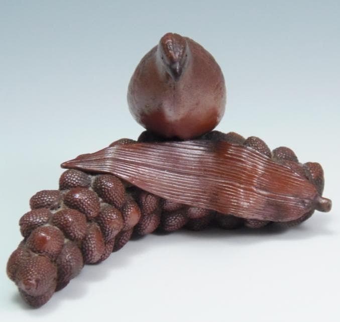 古備前 鳥 鶉 葡萄 松ぼっくり 和風 置物 細工物 骨董品 備前焼