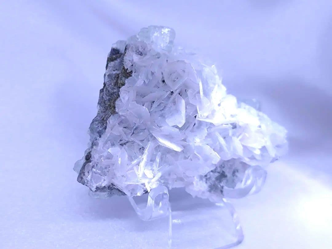 シャンファーリン産　ホワイトローズ カルサイト　フローライト　エンジェルウィング