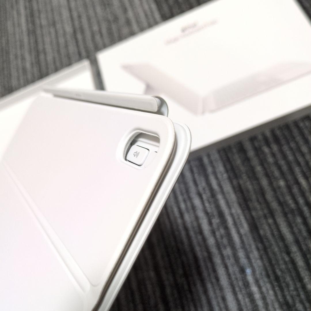 使用回数少　Apple Magic Keyboard Folio A2695