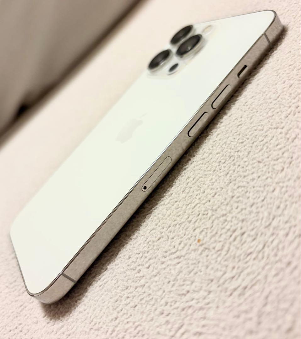 Apple iPhone 13 Proシルバー 本体