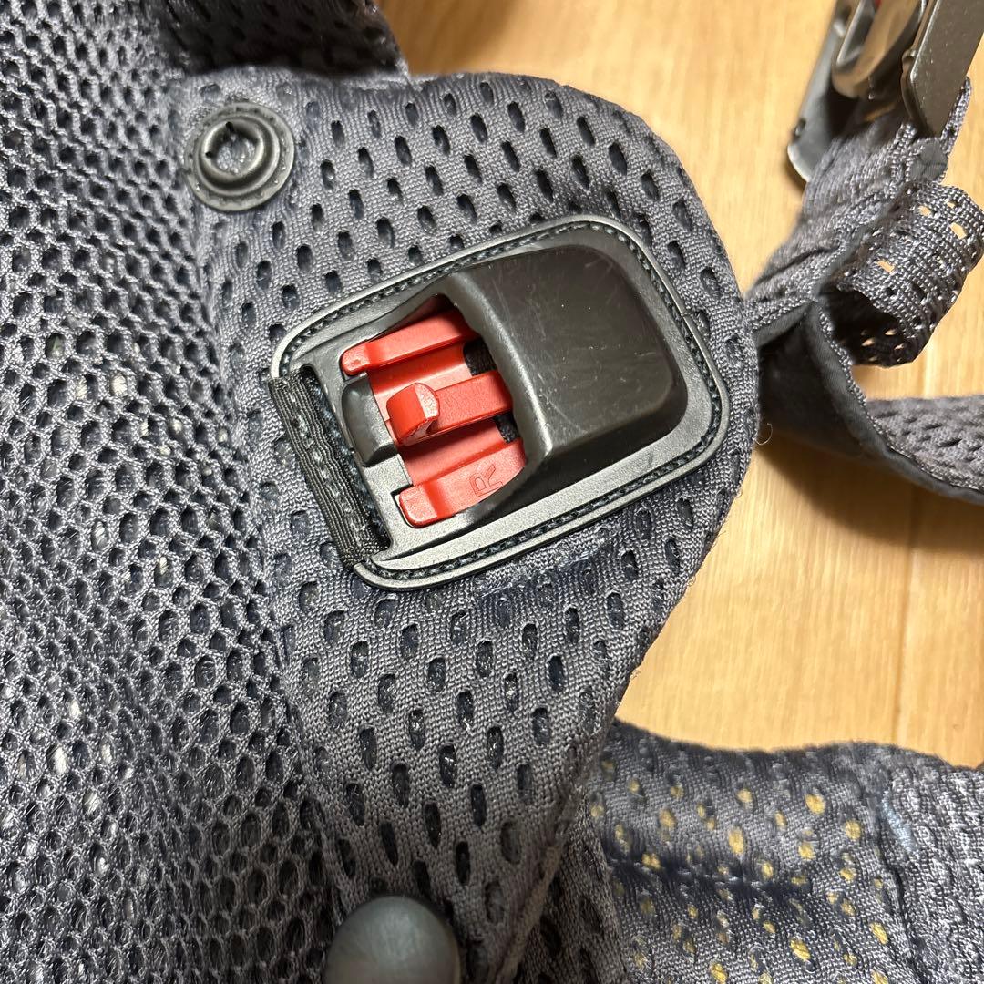 BABYBJÖRN 抱っこ紐　ハーモニー　メッシュ