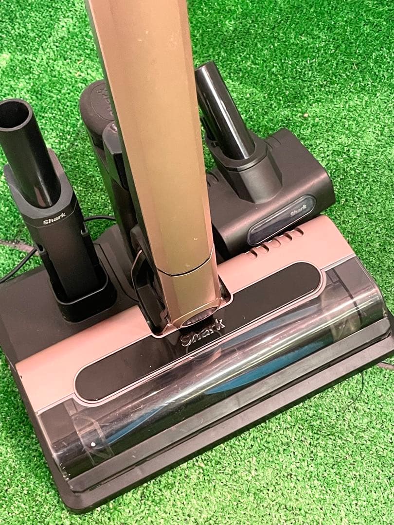 Shark シャーク コードレス 掃除機　クリーナー　　CS501JRG