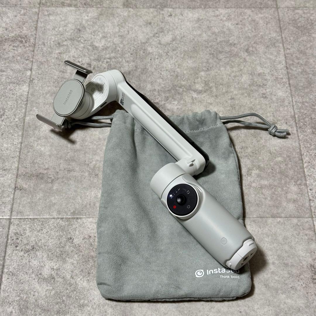 Insta360 Flow AI搭載スマートフォン用ジンバル