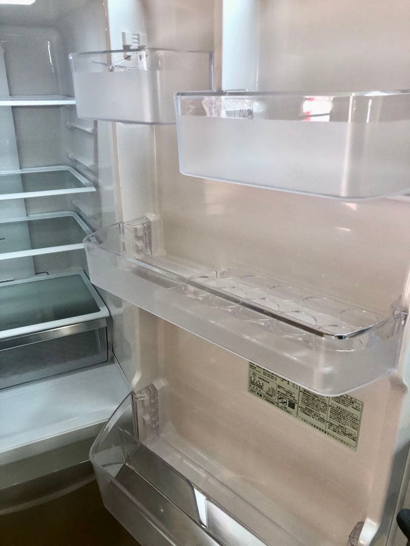 〈手渡し料金＠兵庫県加東市〉〈中古〉日立ノンフロン冷凍冷蔵庫　　2017年製