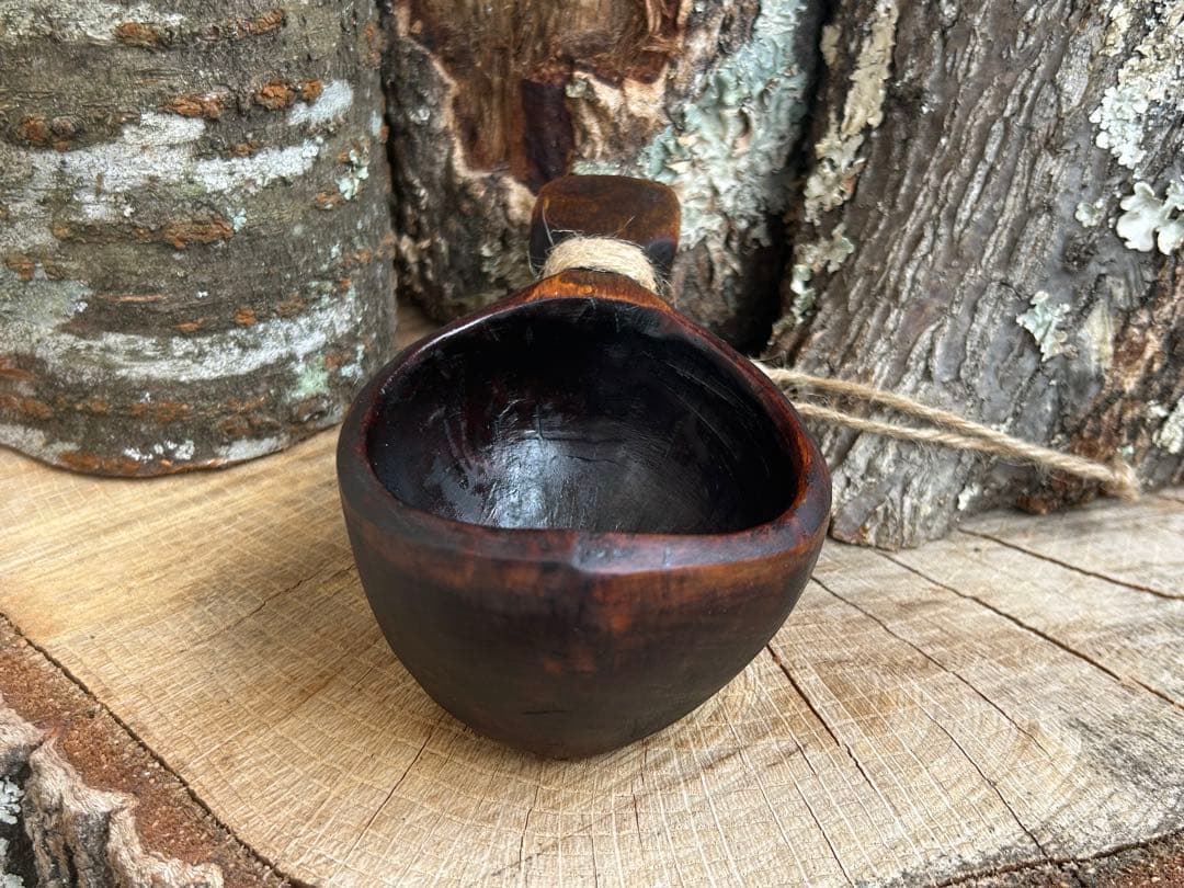 suns wood 手彫り　ククサ　白樺　漆塗り　ソロキャン　一点もの　野営