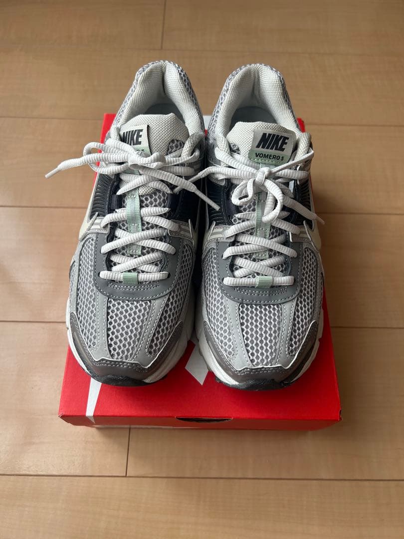 nike zoom vomero 5 ボメロ 23.5cm レディース