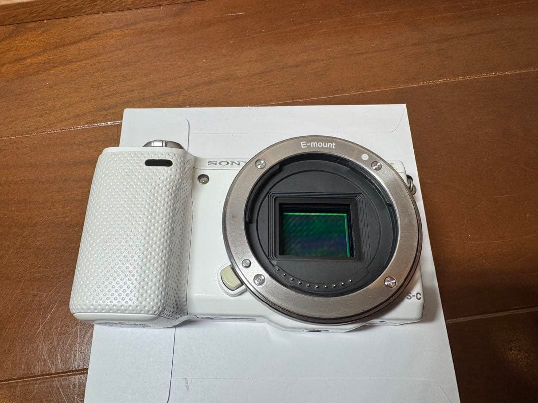 SONY αNEX-5R レンズ付 動作確認済 ミラーレス一眼