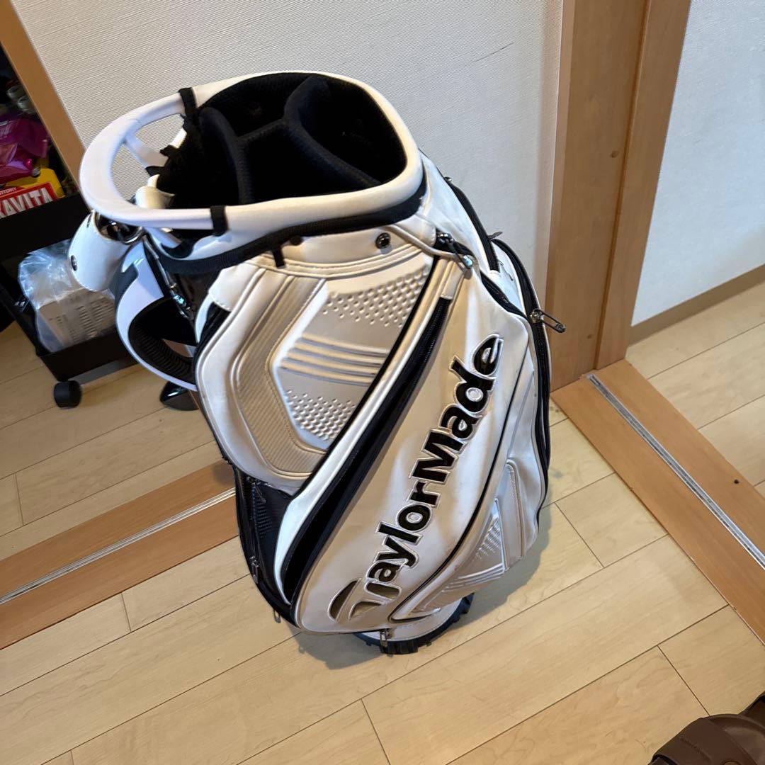 テーラーメイドキャディバッグ