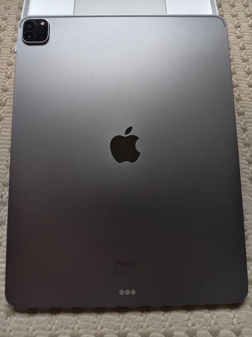 Apple iPad Pro 12.9インチ スペースグレイ　第6世代　本体