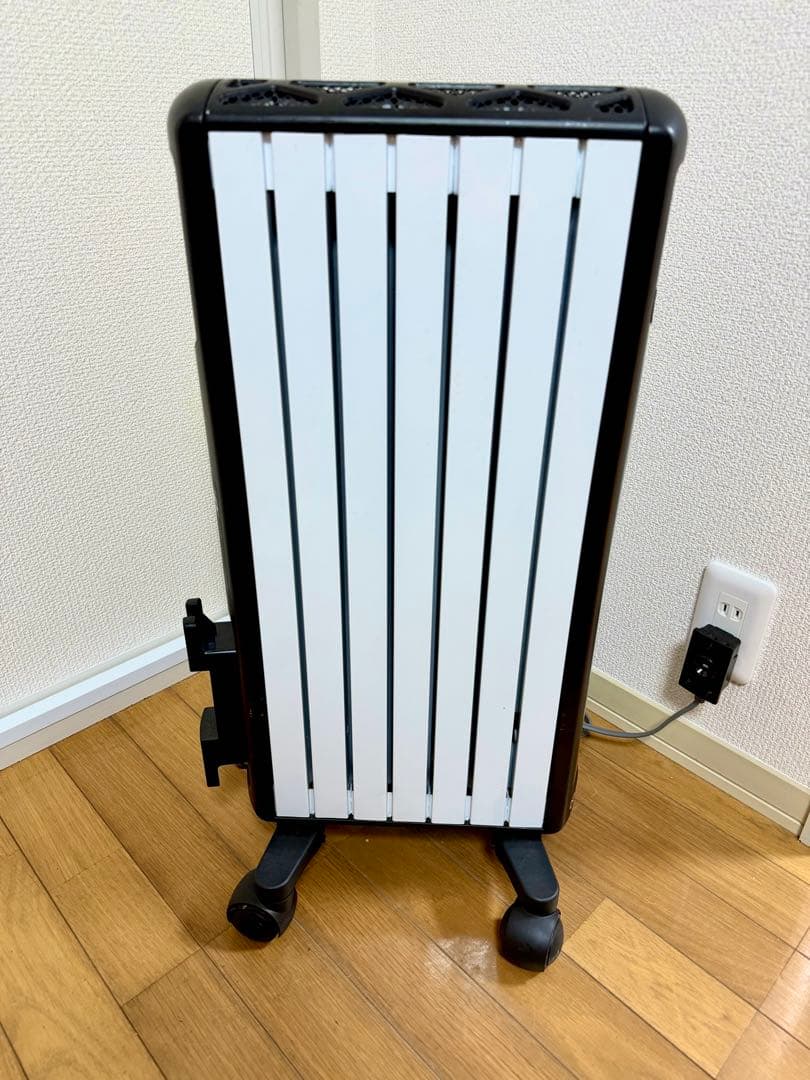 【美品】デロンギ MDH09-BK マルチダイナミックヒーター リモコン付