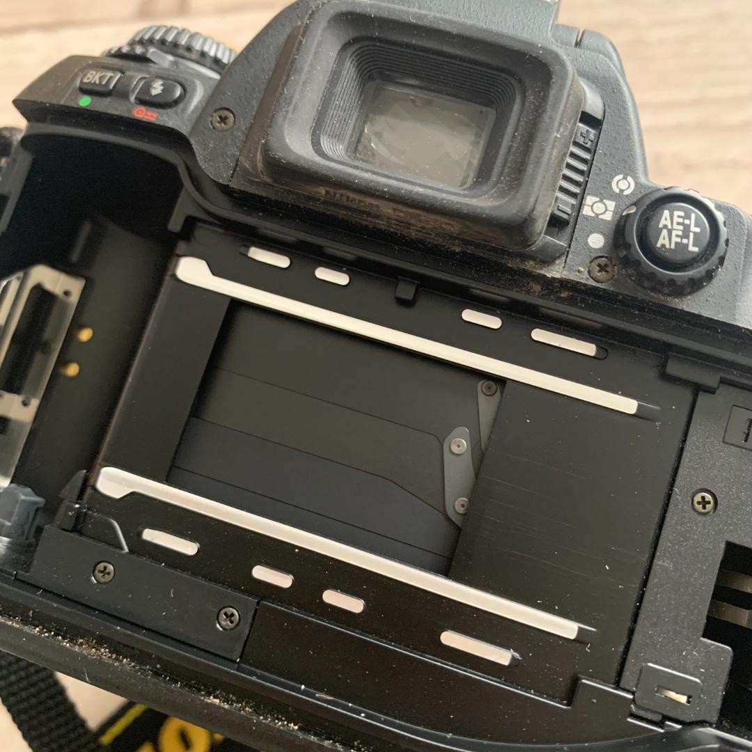 【現状品】Nikon F80 一眼レフ 35mmフィルムカメラ ストラップ付