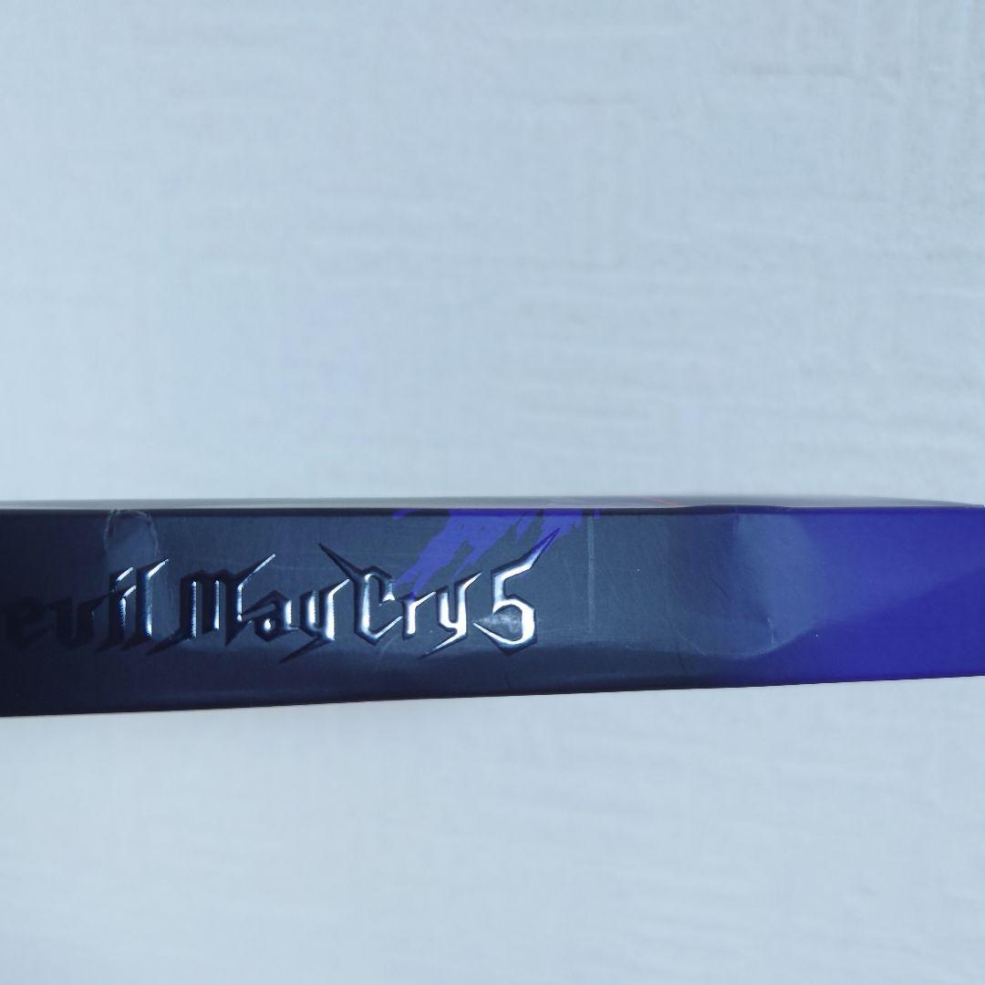 カプコン カフェ×デビル メイ クライ 5 ロールオンパフューム