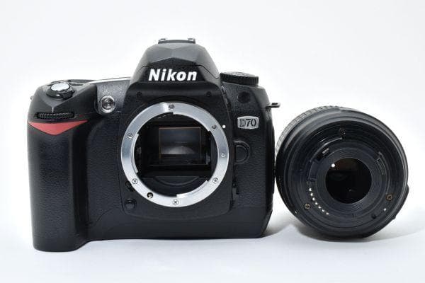 ★極上美品★ニコン D70 AF-S DX 18-55mm #579578