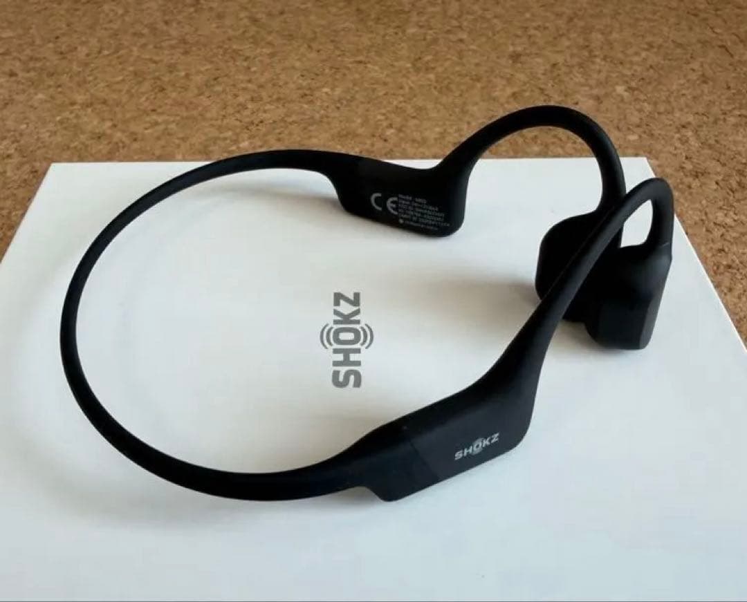 【美品】SHOKZ 骨伝導イヤホン OPENRUN MINI Black 黒