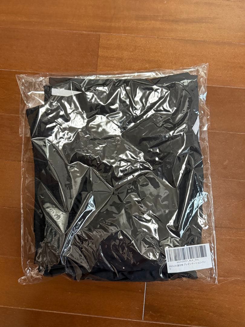 adidas サントリーサンゴリアス 2023-24 プレゼンテーションパンツ