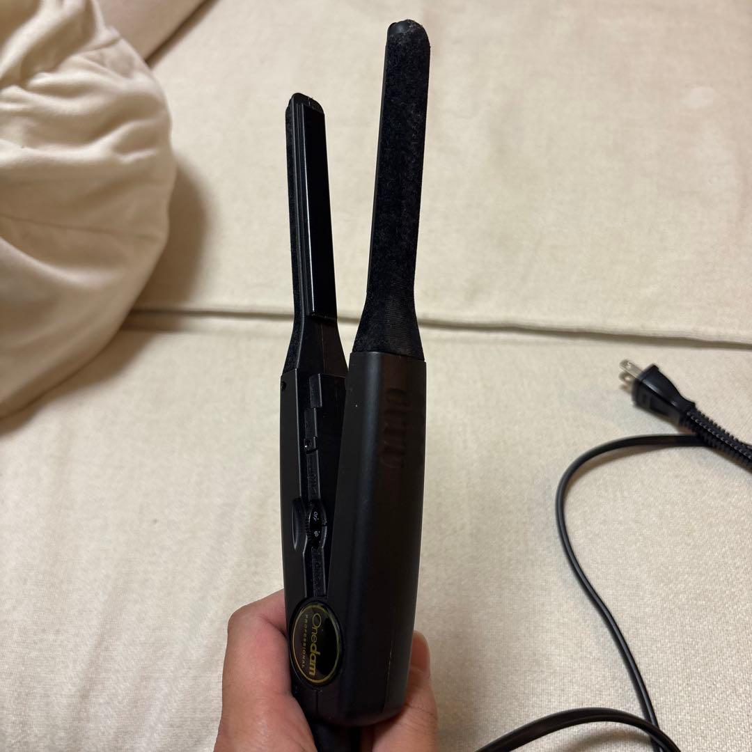 ワンダム　プロフェッショナル　スリムイオンアイロン 11mm／AHI-1100