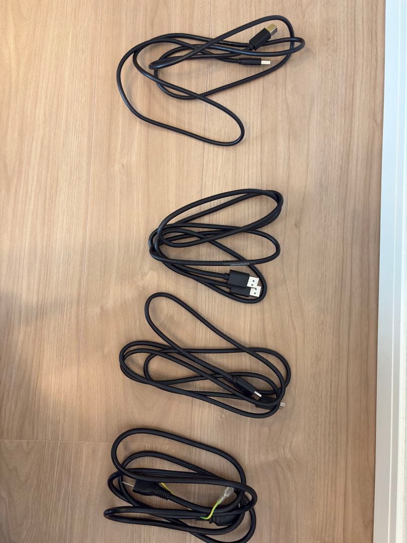 Dell 32 4K UHD ゲーミングモニター G3223Q 144hz