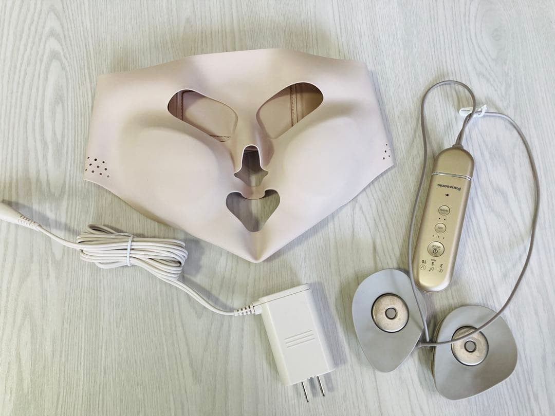 パナソニック Panasonic マスク型イオン美顔器 イオンブースト