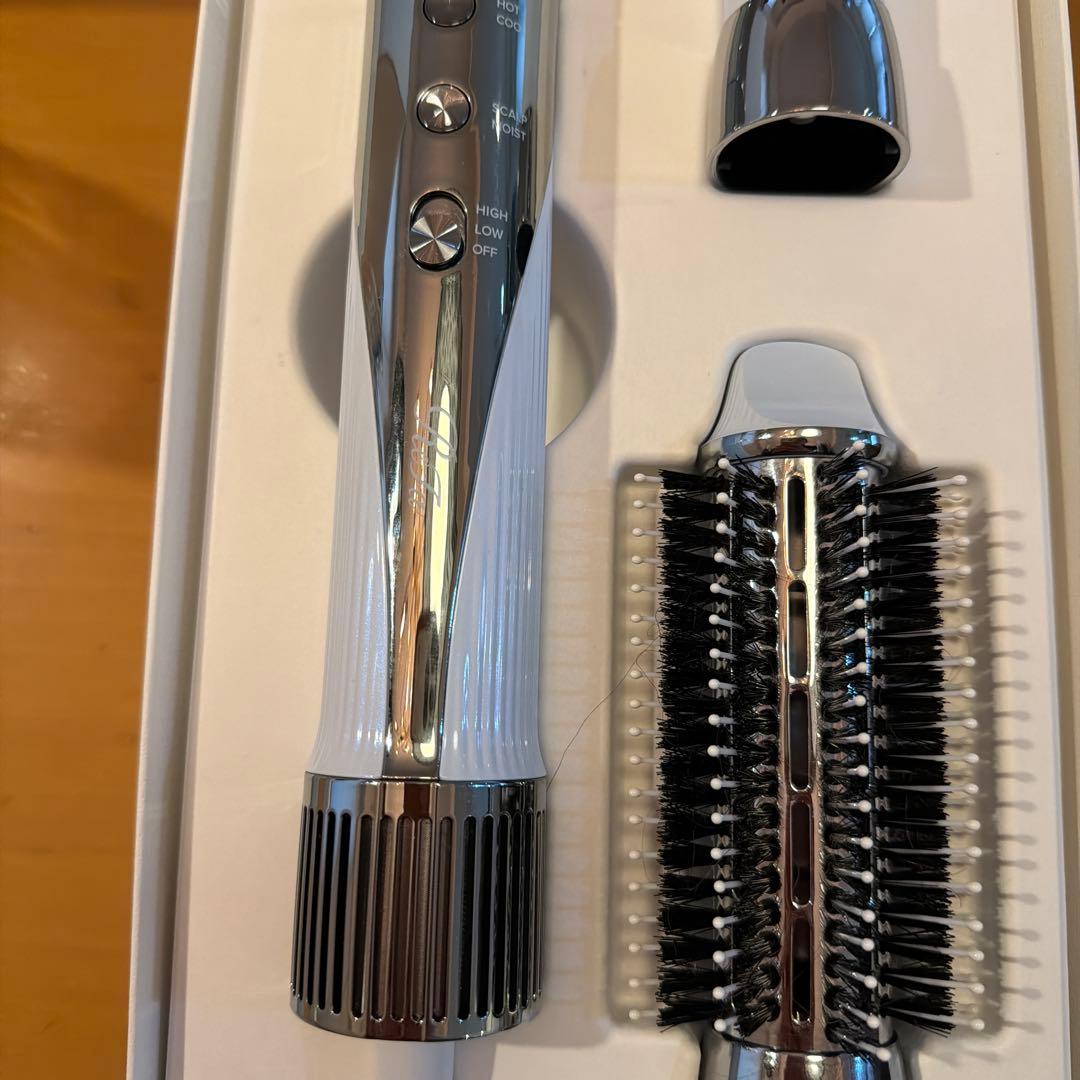 リファ ビューテック リセッター スタンド付き