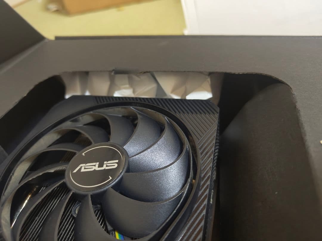 ​【箱あり】ASUS DUAL-RX5700-O8G-EVO グラフィックボード
