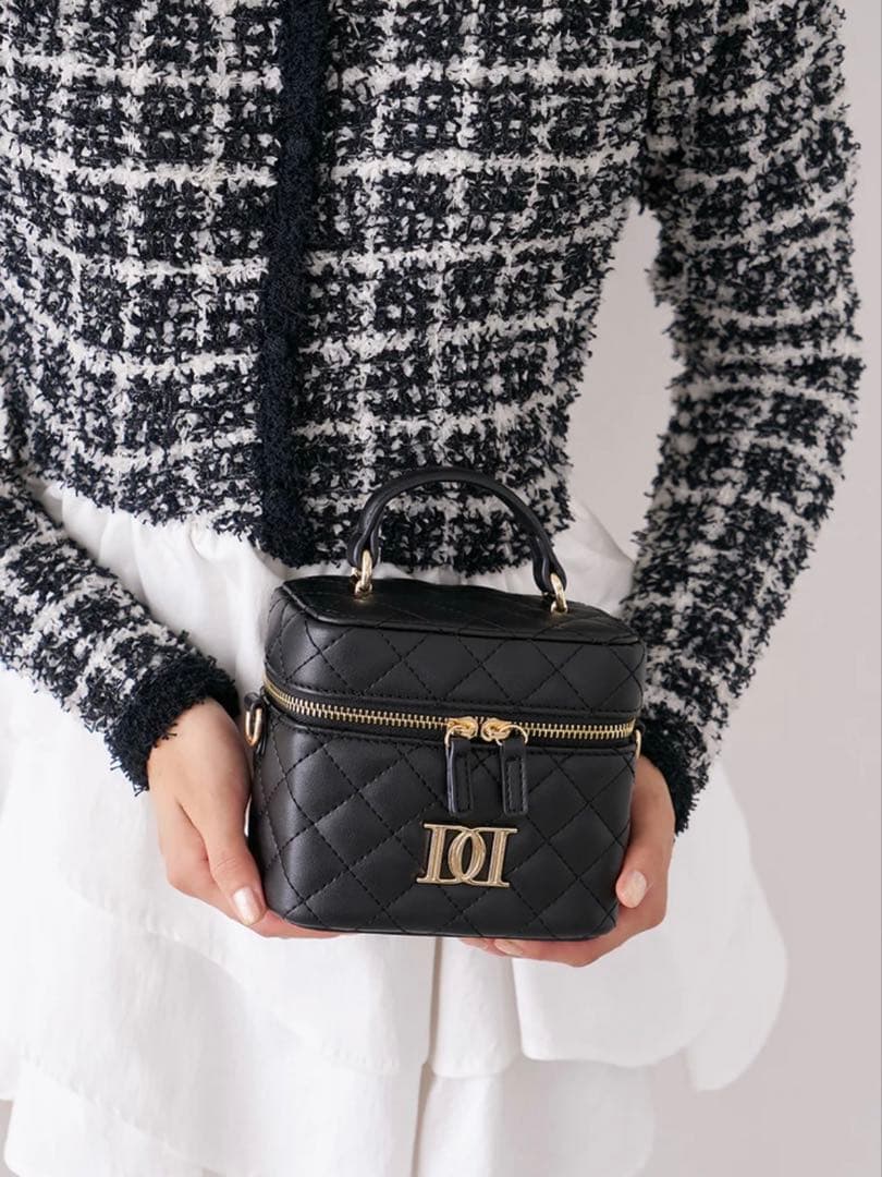 Darich 【ゴールドパーツ】キルティングスクエアミニバッグ　BLK