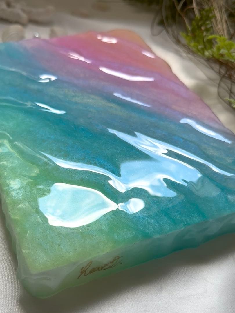 レジンアート　虹×波。　海アート　オーシャンアート　インテリアパネル