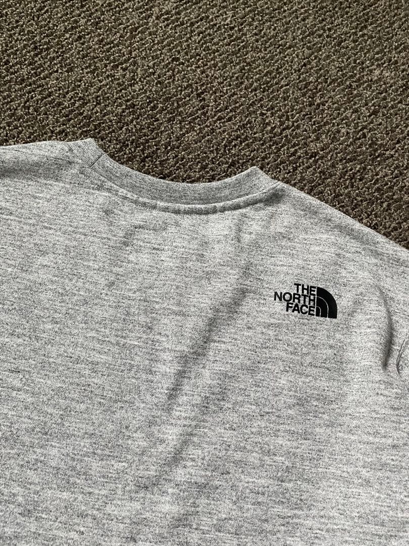 新品未使用ザノースフェイススエット