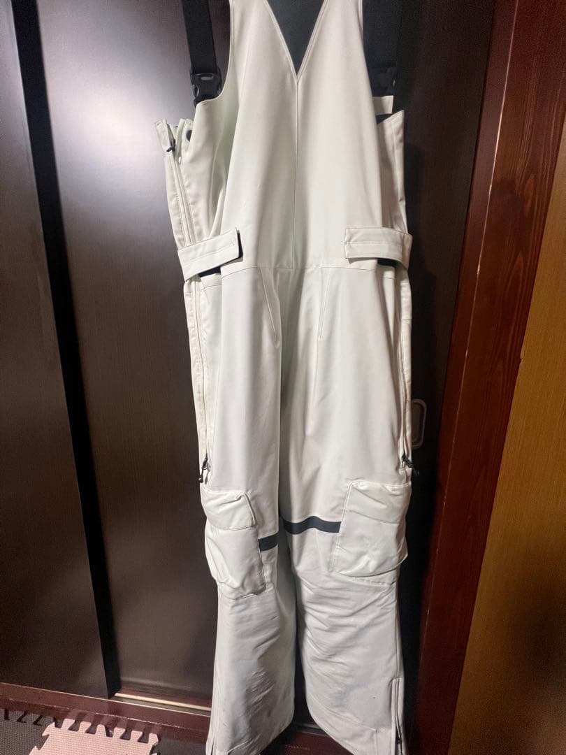 スキー　ビブパンツ