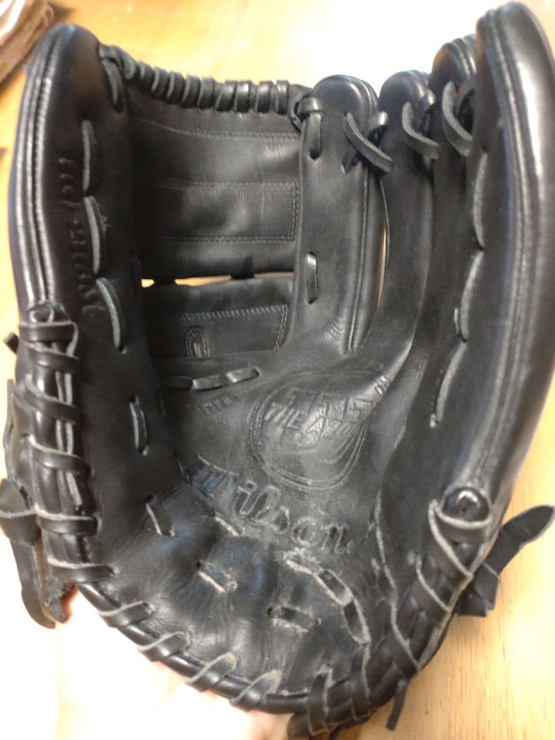Wilson A2000 硬式グローブ 黒