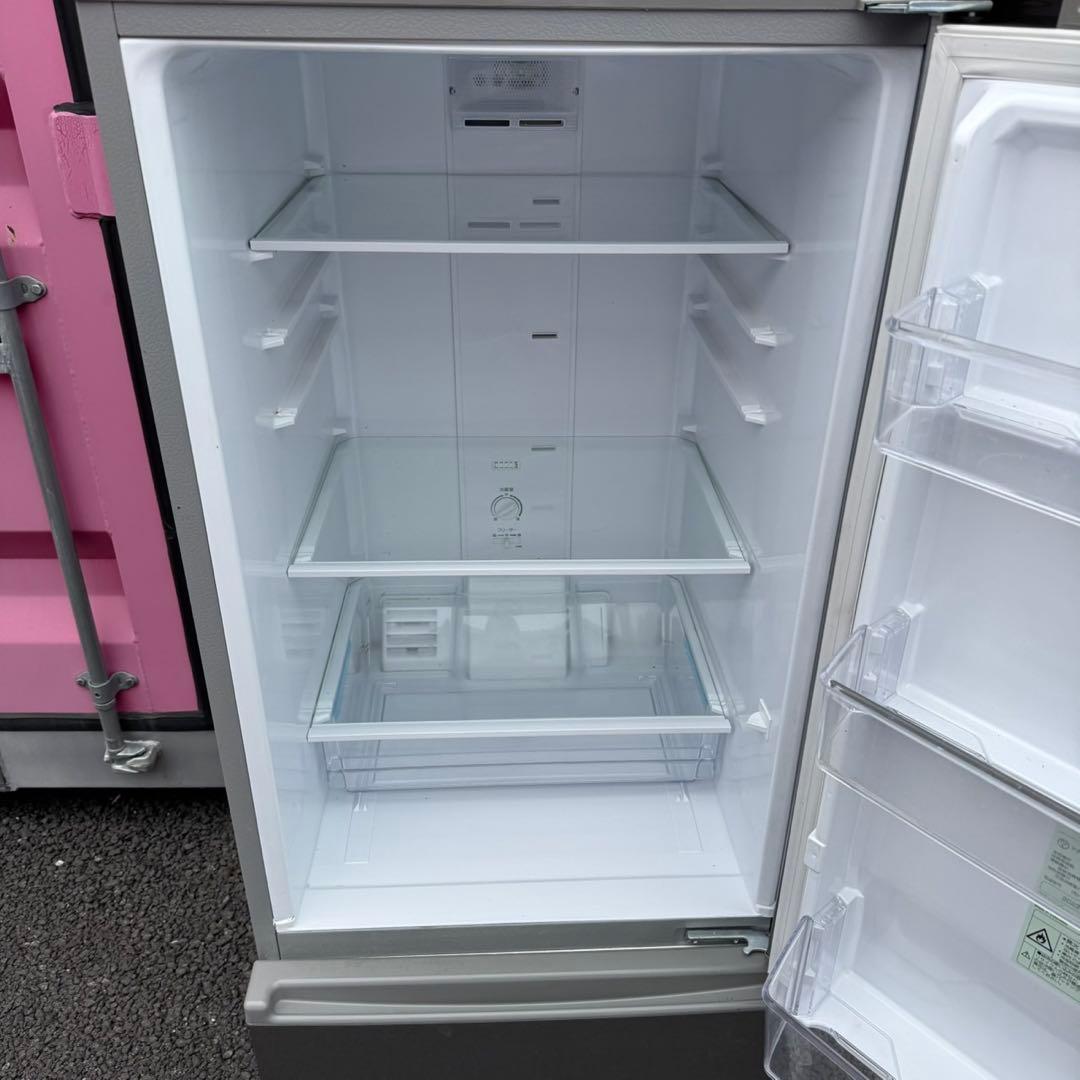 【608】2023年製　アクア　冷蔵庫　200L 送料取付無料