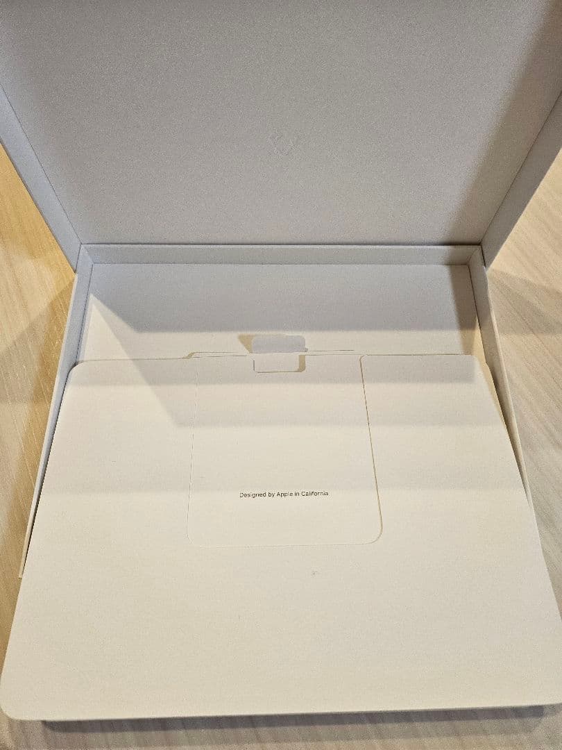 【未使用品】Apple純正品 iPad Magic Keyboard ホワイト